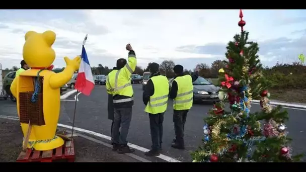 Gilets jaunes : "Ça va craquer cette fois", assurent les "irréductibles" de Fréjus