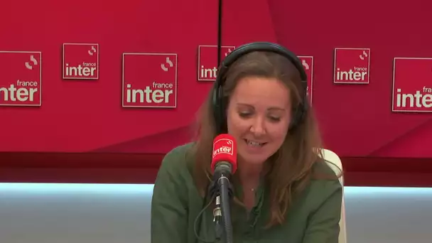 200 dirigeants et 1 enterrement - Le Billet de Charline dans "C'est encore nous  !"