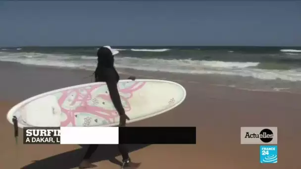 ActuElles : À la rencontre de Khadjou, une jeune Sénégalaise passionnée de surf !