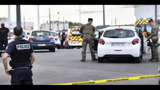 Attaque de Villeurbanne : "j'ai croisé son regard et on voyait que c'était un fou"