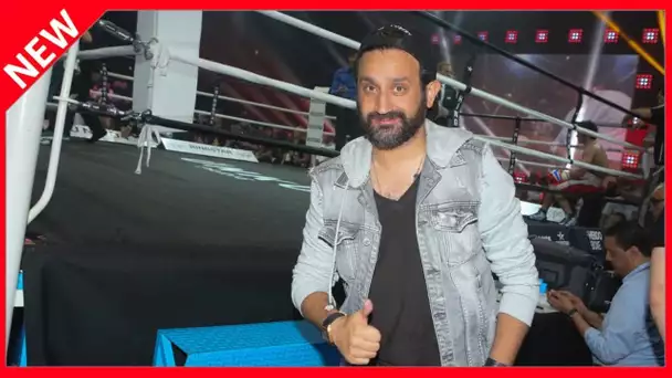 ✅  Cyril Hanouna, blessé, mais entouré de stars pour ses vacances