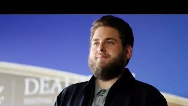 Jonah Hill bat le record de jurons prononcés à l'écran, jusqu'ici détenu par Samuel...