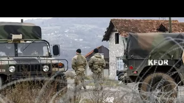 Tension désamorcée : les barricades érigées au Kosovo seront levées, annonce le président serbe…