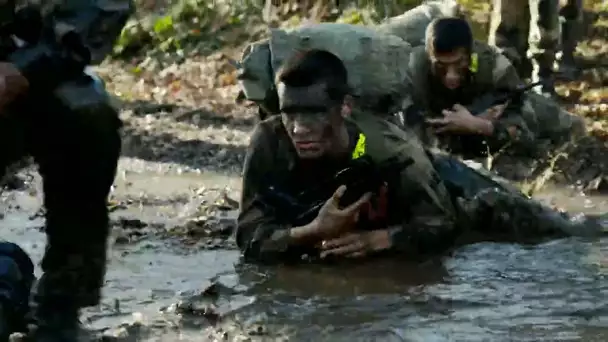 Il perd son arme en plein exercice commando...