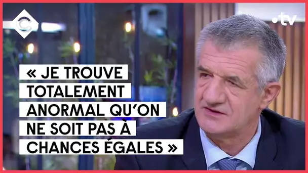 Jean Lassalle résiste ! - C à vous - 24/03/2022