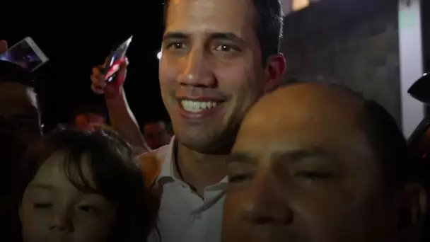 Juan Guaido accueilli par la foule à son retour au Venezuela