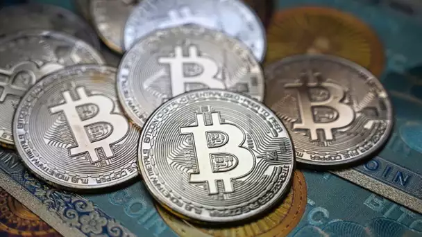 Nouveau record du bitcoin : est-ce le moment d’investir ?