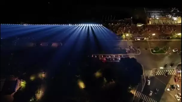 14 juillet 2020 à Nice : 86 faisceaux de lumière en hommage aux 86 victimes de l'attentat