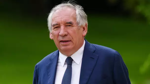 François Bayrou à Mayotte : «Il faut travailler avec les populations pour la reconstruction», ra