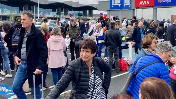 Les fausses alertes visant les aéroports utilisent quasiment toujours le même email, indique Clém…