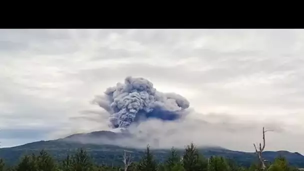 Kamtchatka : le volcan Chiveloutch entre en éruption après un puissant tremblement de terre