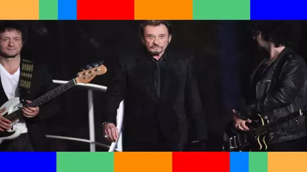 Johnny Hallyday  un nouvel album posthume bientôt dans les bacs, les proches du rockeur voient roug