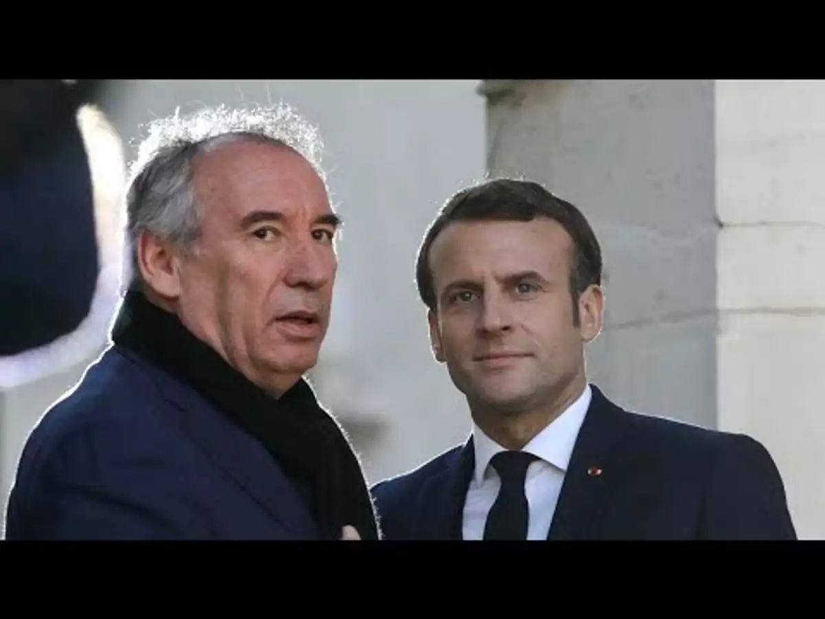 Emmanuel Macron A Fort à Faire Avec Son Allié François Bayrou - Allo Trends