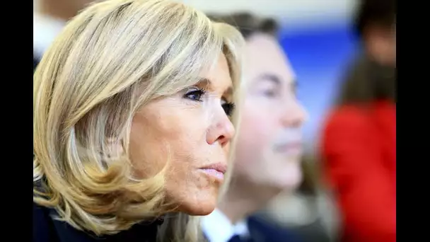 Brigitte Macron silencieuse et invisible : ce casse-tête qui l'a accaparée