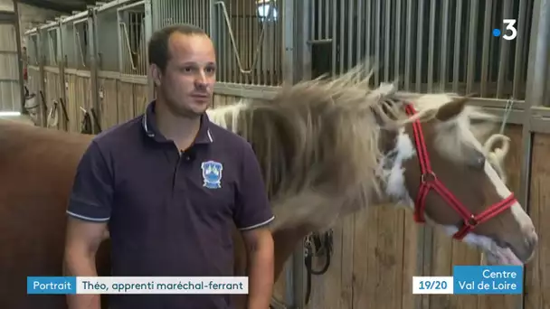 Loiret : découvrez le métier de maréchal-ferrant avec Théo, un apprenti