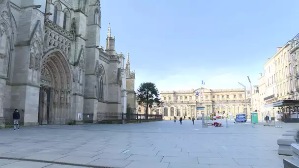 Bordeaux : des fouilles archéologiques avant la végétalisation de la place Pey Berland