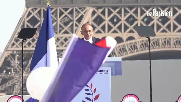 Meeting de Zemmour au Trocadéro : la foule scande "Macron assassin"