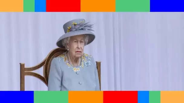 Elizabeth II « trahie par ses enfants »  « Sa vie a été une torture »