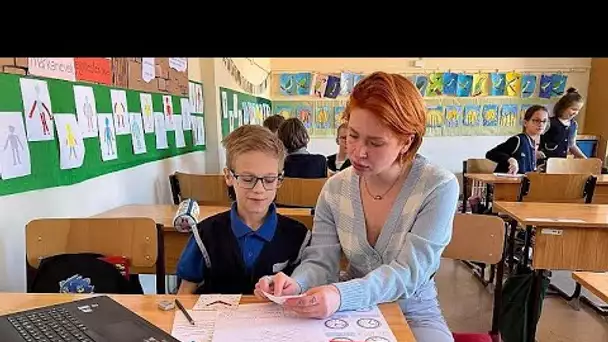 L'école, un nouveau départ pour les enfants ukrainiens réfugiés en Hongrie