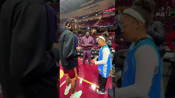 Darius Garland makes this young fan’s birthday! 🎉