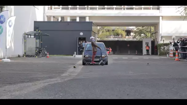 VIDÉO - Crash-test aux allures d'avertissement entre une trottinette et une voiture