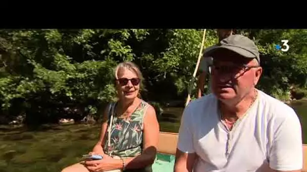 Baignade et balade en barque dans les Gorges du Tarn,  malgré la sécheresse