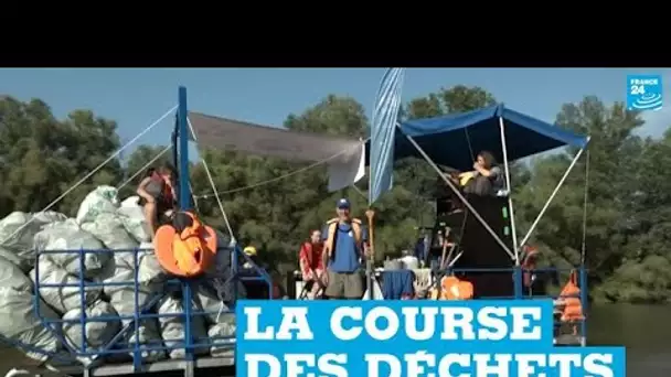 En Hongrie, une course de bateaux pour collecter les déchets