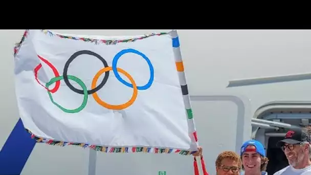 No Comment : le drapeau olympique est de retour à Los Angeles après 40 ans