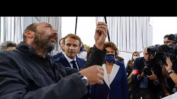 Inauguration de l'Arc de Triomphe emballé, oeuvre posthume de Christo