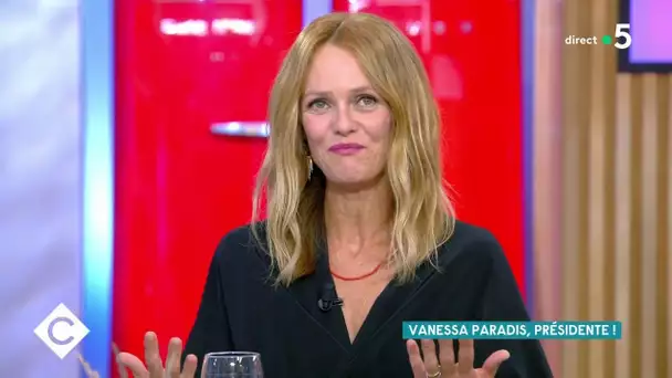 Vanessa Paradis, sa vie digne d'un scénario - C à Vous - 31/09/2020