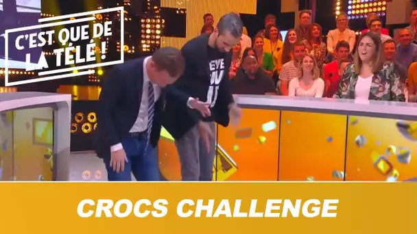 Les chroniqueurs font le "Crocs Challenge" en direct !