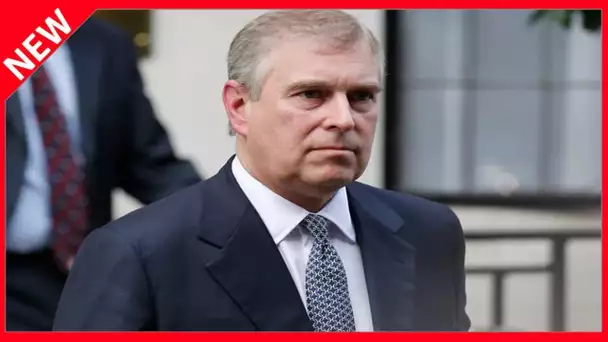 ✅  Le prince Andrew au ban de la famille royale : il est écarté des photos de famille