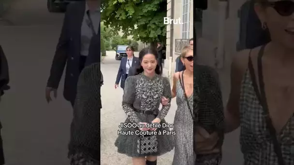 JISOO au défilé Dior Haute Couture à Paris