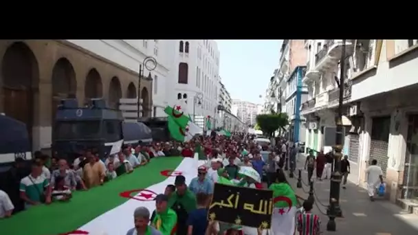 L'esprit en partie au Caire, les Algériens de nouveau dans la rue