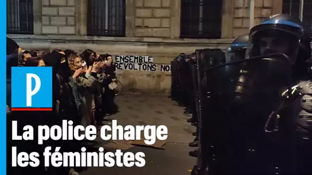 Paris : des heurts avec la police lors d'une marche féministe