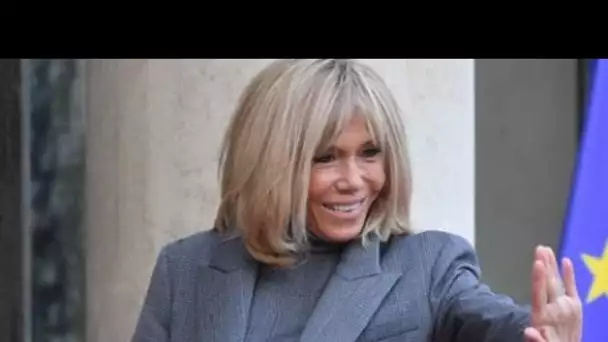 Brigitte Macron retourne enseigner pour la première fois depuis sa retraite en 2015