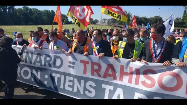 "J'ai construit ma vie avec MCA" : à Maubeuge, le cri de colère des employés de Renault