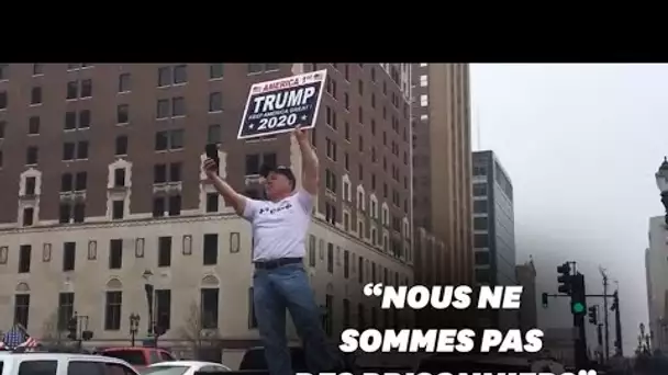 Sous la neige, ces partisans de Trump manifestent contre le confinement