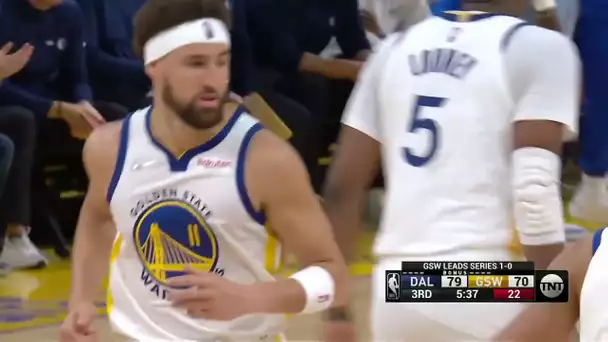 Klay Thompson Runs To The Rim For The Slam 💥