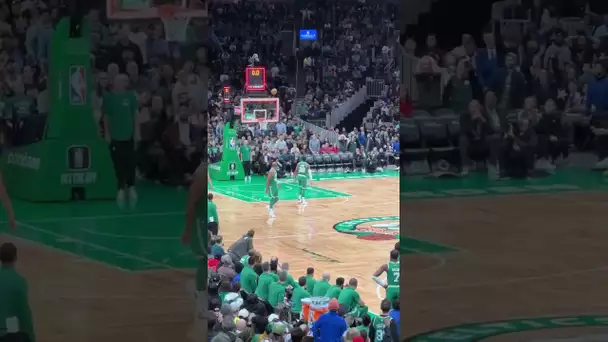 Steph Curry's UNREAL HALFCOURT BUZZER-BEATER vs Celtics 😲 | #shorts